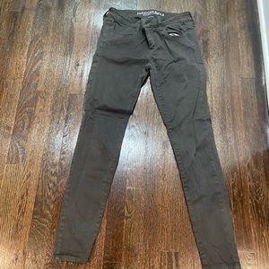 American Eagle super stretch olive green jeans. Size 4.